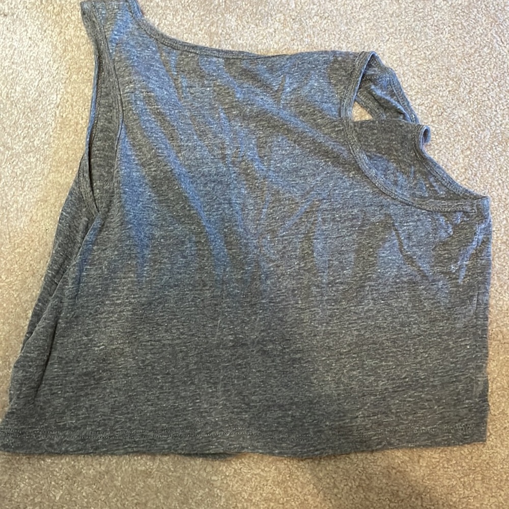 Tank top - Picture 2 of 3